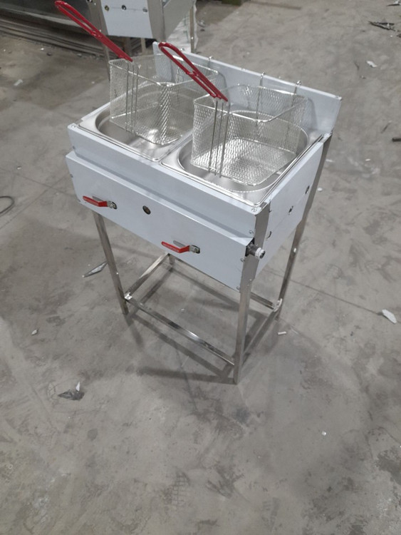 سرخ کن دو لگن