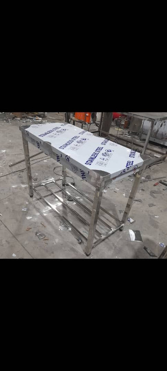 میز کار صنعتی استیل درخشان تجهیزات آشپزخانه صنعتی